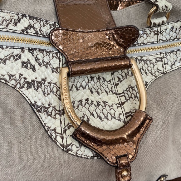 DOLCE & GABBANA large shoulder bag/tote. Snakeskin trim and gold hardware. - Picture 7 of 17